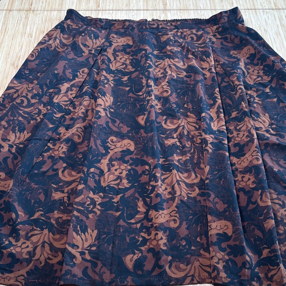 Elegant Brown and Black Patterned Midi Skirt